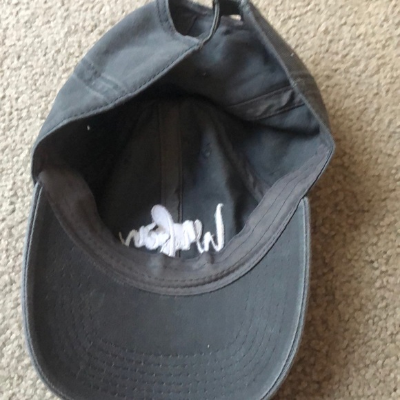 hat - Picture 2 of 2